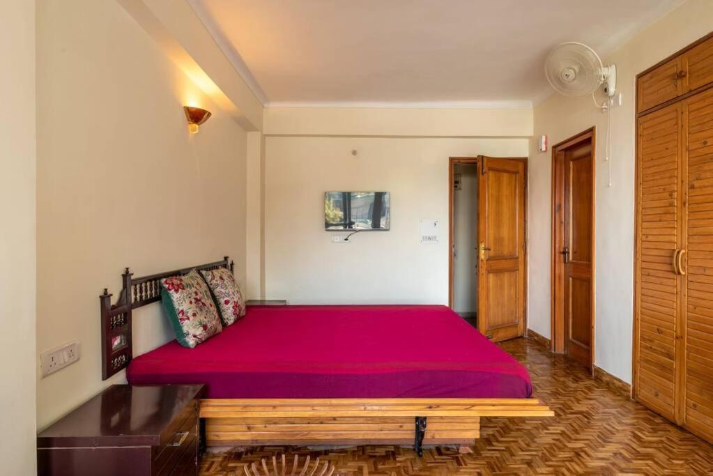 The Nest Cosy Studio Close To Mall Road Appartement Nainital Buitenkant foto